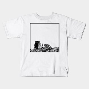 Scene of the man in the trunk of a car Kids T-Shirt